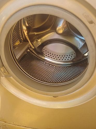 puzzi 81: Стиральная машина Indesit WIE127XS (фронтальная загрузка),б/у,рабочая — 1