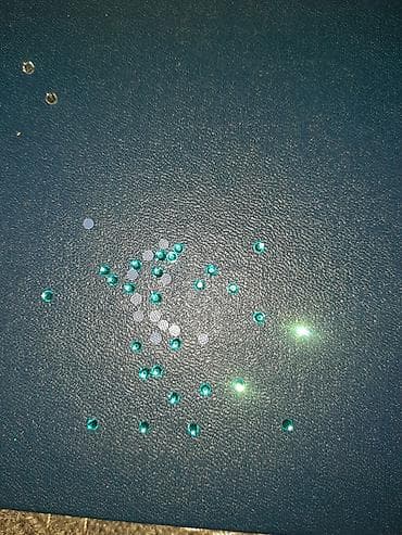 Стразы серебристые в пакетах 3мм и 4мм. По 500 шт. в каждом пакете — 5