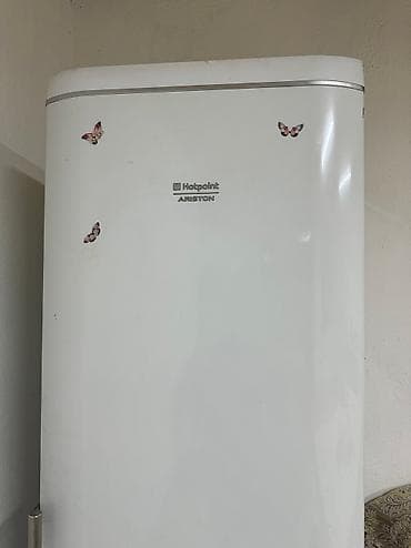 fridge: Холодильник Hotpoint Ariston, Б/у, Двухкамерный, De frost (капельный), 60 * 195 * 64 — 3
