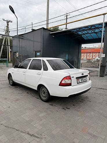 Унаа: ВАЗ (ЛАДА) Priora: 2013 г., Кол менен иштөөчү, Бензин, Седан — 2