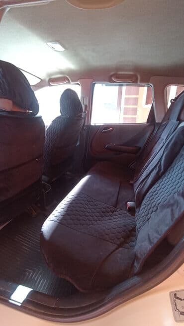 авто в рассрочку пез порвоначална: Honda Fit: 2001 г., 1.3 л, Автомат, Бензиновая, Хэтчбэк — 5