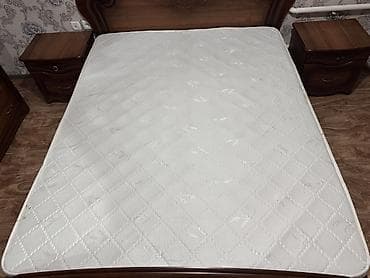 Мебель: Двуспальный матрас - Размер: ориентировочно 160×200 см (под — 1