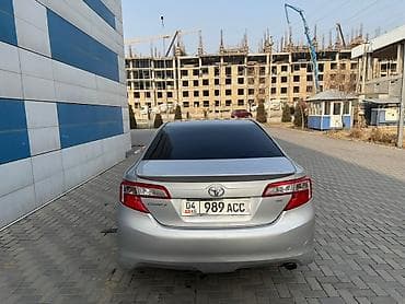 Транспорт: Toyota Camry: 2014 г., 2.5 л, Автомат, Бензин, Седан — 2