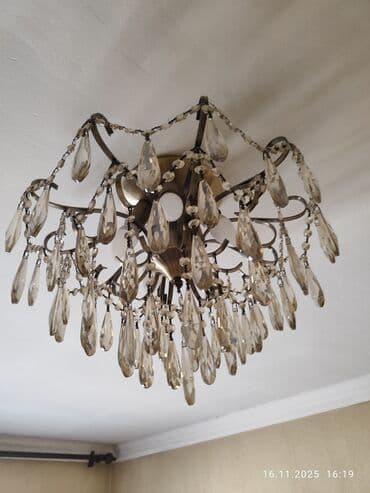 тошок каптоо бишкек: Потолочная люстра с восмью плафонами и подвесками + ещё 2шт люстры (на — 3