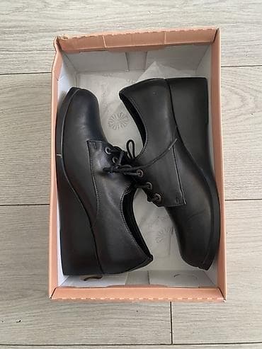 Оксфорды, 36, Molly Bessa, Новый, цвет - Черный