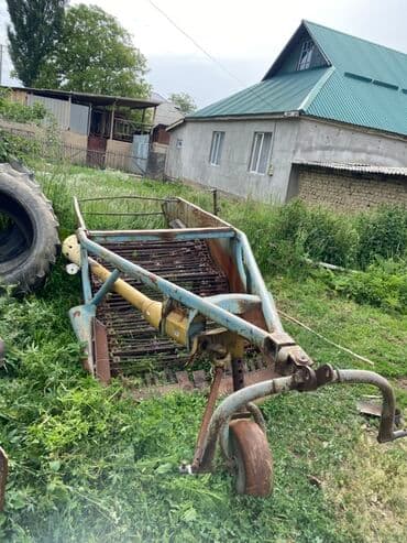 цена домкрата для легкового автомобиля: Картошка копатель прицепной 

Состояние хорошее

Торг уместен — 1
