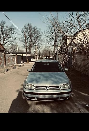 Volkswagen Golf: 2000 г., 1.6 л, Механика, Бензин, Хэтчбэк