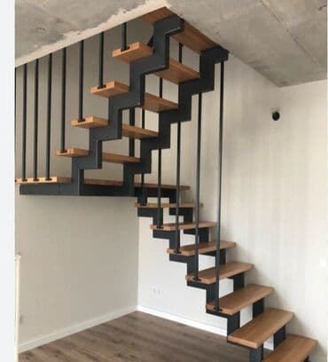 айнек буу: Темир тепкич Жеке менчик үй үчүн, Тепкичтин формасы: Г-сымал, Стиль: Классикалык — 3