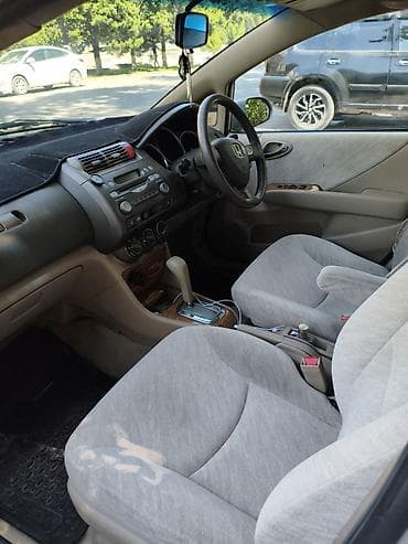 step vagon: Honda Город: 2004 г., 1.5 л, Автомат, Бензин, Седан — 4