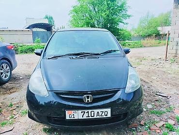 Honda Fit: 2006 г., 1.3 л, Автомат, Бензин, Хэтчбэк