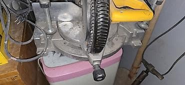 светильник для монитора: Торцовочная пила DeWALT DW702-QS - Мощность: 1600 Вт - Питание: 230 — 1