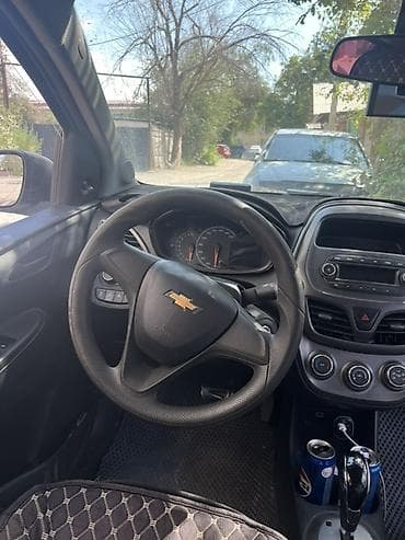 купить садовый культиватор: Chevrolet Spark: 2018 г., 1 л, Автомат, Хэтчбэк — 4