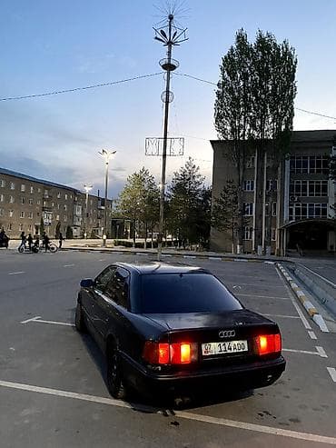 Транспорт: Audi 100: 1993 г., Седан — 4