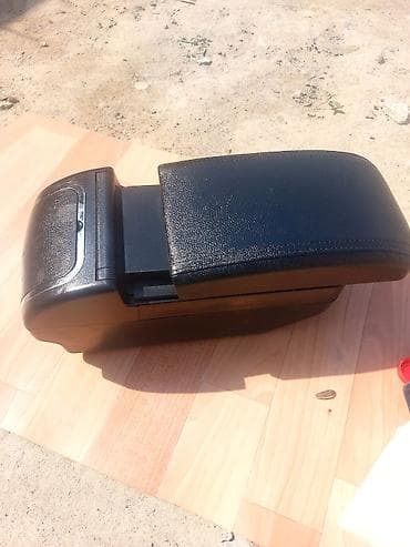 е34 обмен: Подлокотник цвет - Черный, Новый, Бесплатная доставка — 3