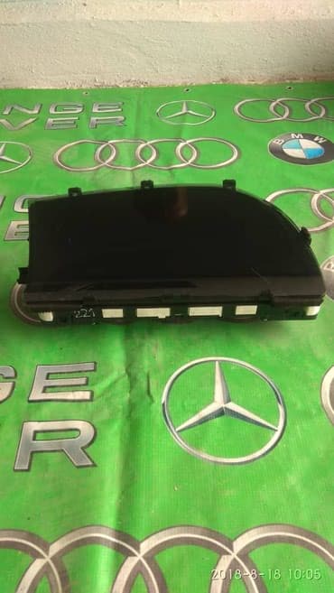 Монитор на мерседес w221 Автозапчасти на мерседес,аторазбо