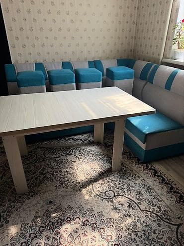 столы раскладные для гостинной: Кухонный мягкий уголок, Б/у, Дерево, цвет - Голубой — 7