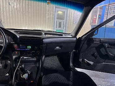 BMW: BMW 5 series: 1990 г., Седан — 10