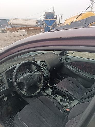 машина авенсис: Toyota Avensis: 1999 г., 1.6 л, Ручные, Бензин, Универсал — 8