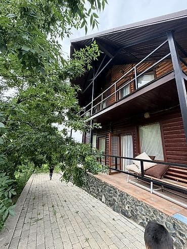 ак орго дома: 50 м², 2 бөлмө, Балкон айнектелген — 1