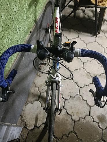 вело место: Шоссейный велосипед, Giant, Рама M (156 - 178 см), Б/у — 3