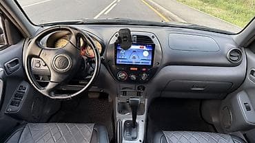 Toyota RAV4: 2002 г., 2 л, Автомат, Бензин, Кроссовер