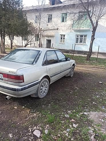 Mazda: Mazda 626: 1990 г., 2 л, Механика, Бензин, Седан — 3