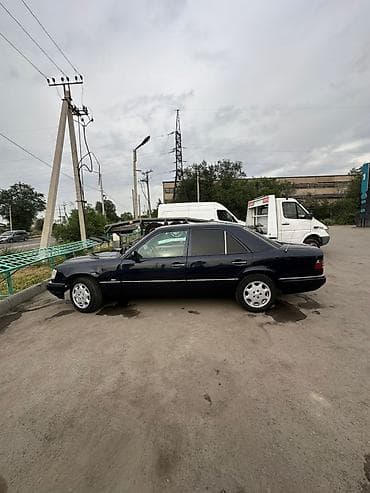 с большим баком: Mercedes-Benz W124: 1995 г., 2.2 л, Автомат, Бензин, Седан — 3