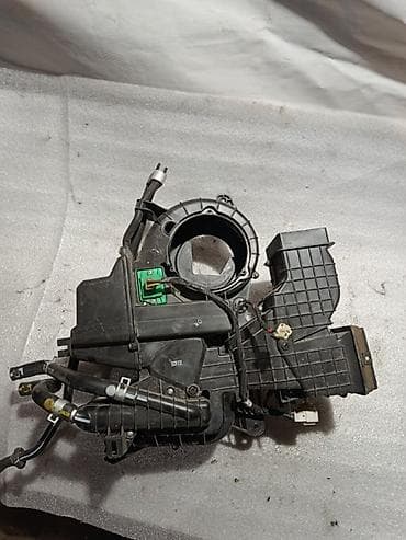 ремонт автомобильных печек: Блок отопителя/печка в сборе для автомобиля Описание: - Полный корпус — 1