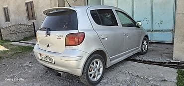 honda fit 2013: Toyota Yaris Verso: 2005 г., 1.3 л, Ручные, Бензин, Хэтчбэк — 7