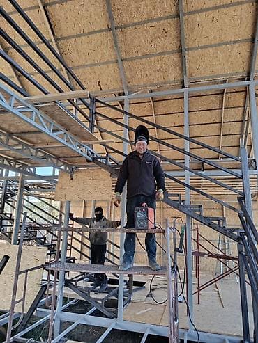 работа сварка: Металлическая лестница Для дома, Форма лестницы: Много-маршевая — 3