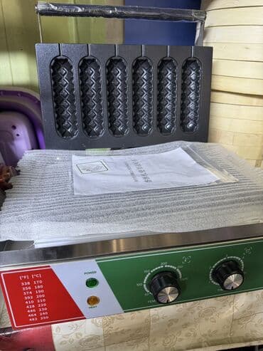 Вафельница новый