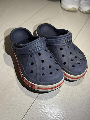 Саболор, 52, Crocs, Колдонулган, түсү - Көк, Өзү алып кетүү lalafo.kg да Саболор, 52, Crocs, Колдонулган, түсү - Көк, Өзү алып кетүү