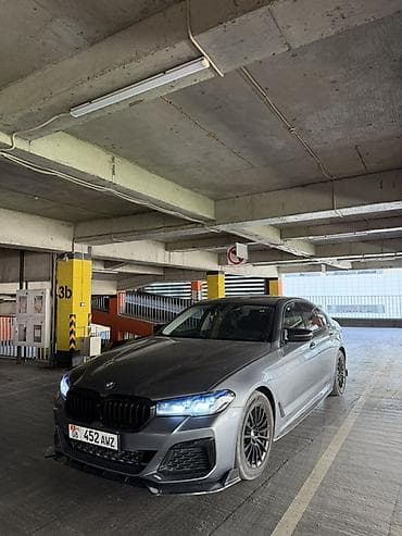 BMW 5 series: 2019 г., Седан