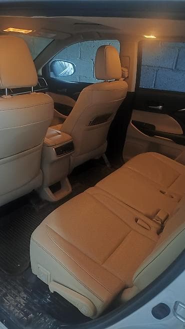 range rower: Toyota Highlander: 2019 г., 3.5 л, Автомат, Бензин, Кроссовер — 7