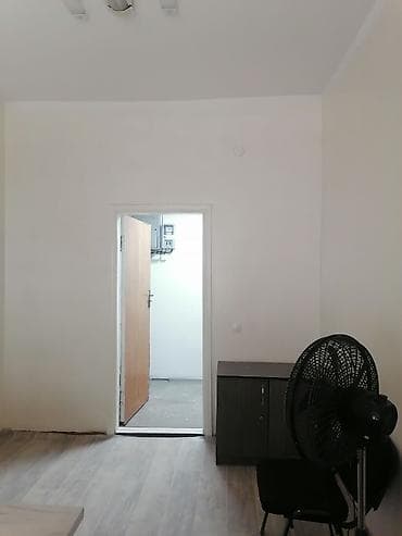 ул горького: Сдаётся офисное помещение, 13кв.м., ул. Ленина 321, 1-й этаж, здание — 3