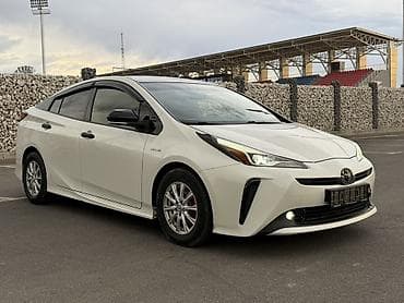 byd plus: Toyota Prius: 2019 г., 1.8 л, Автомат, Гибрид, Лифтбек — 3