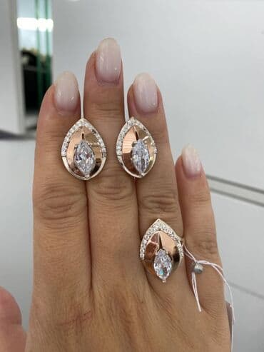 свадебные платья от производителя: Набор с камнями фианиты Серебро покрыто золотом пробы 925 Размеры — 1