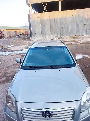 golf 2: Toyota Avensis: 2003 г., 2 л, Механика, Бензин, Седан — 2