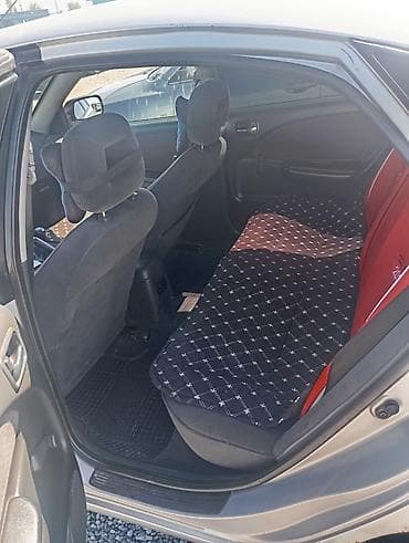 тойота пр: Toyota Avensis: 2000 г., 1.8 л, Механика, Бензин, Хэтчбэк — 3