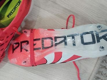 кросовки футбольные: Футбольные бутсы adidas Predator размер 41 новые, причина выставки — 4