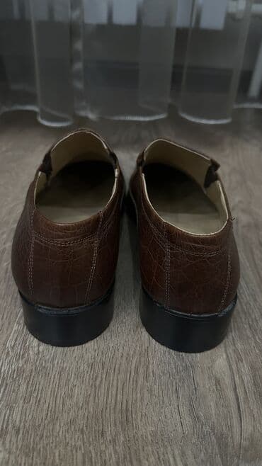 полуклассика обувь мужская: Эркектердин туфлиси, 41, Жаңы, түсү - Күрөң, Өзү алып кетүү — 4