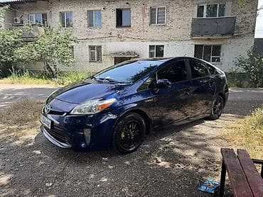 Продажа авто: Toyota Prius: 2014 г., 1.8 л, Вариатор, Гибрид, Хэтчбэк — 2