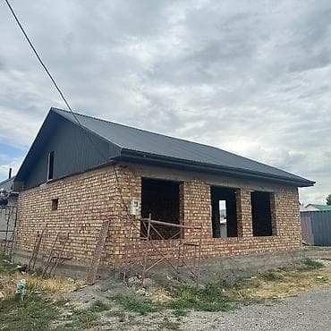 строитель дача: Продаётся одноэтажный недостроенный кирпичный дом 📍 г. Токмок, район — 2