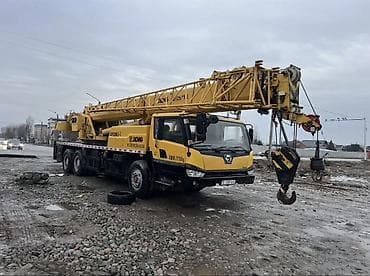 full construction: Автокран, XCMG, 2011 г., от 30 м — 4
