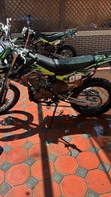 китайские мотоциклы: Эндуро 250 куб. см, Бензин, Взрослый — 1