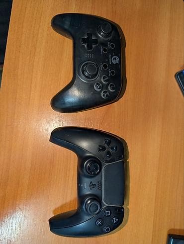 eclipse avn770hd: Продам два геймпада: 1. Оригинальный Dualsense 2. Gamesir T4 Pro - — 1