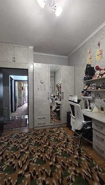 Квартиры: 3 комнаты, 70 м², 106 серия, 2 этаж, Косметический ремонт — 10