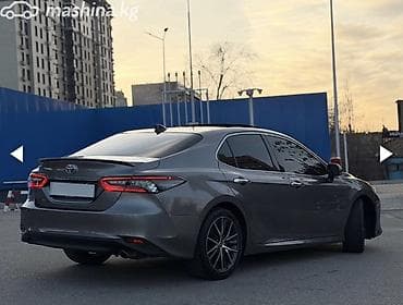 prius 30: Toyota Camry: 2022 г., 2.5 л, Автомат, Бензин, Седан — 2