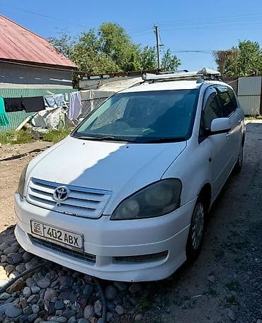 Продажа авто: Toyota Ipsum: 2003 г., 2.4 л, Бензин, Минивэн — 5