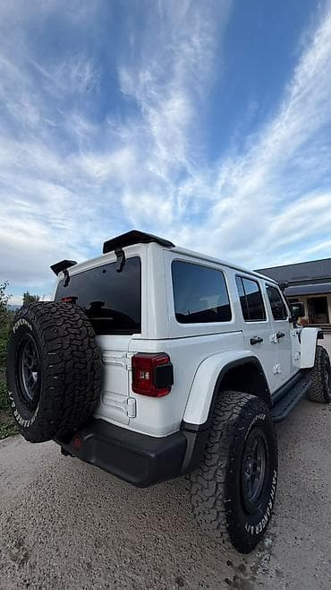 byd leopard: Jeep Wrangler: 2021 г., 2 л, Автомат, Гибрид, Внедорожник — 3